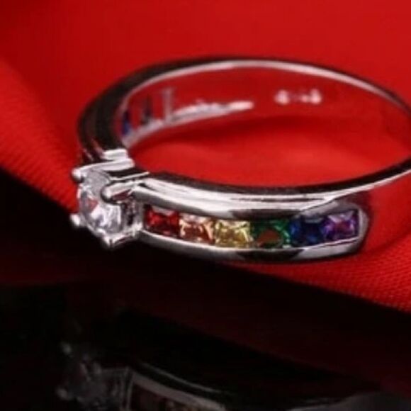 925 Sterling Silver Diamond Solitaire Multicolor Diamond Ring Great Grad Gift! - Picture 3 of 5